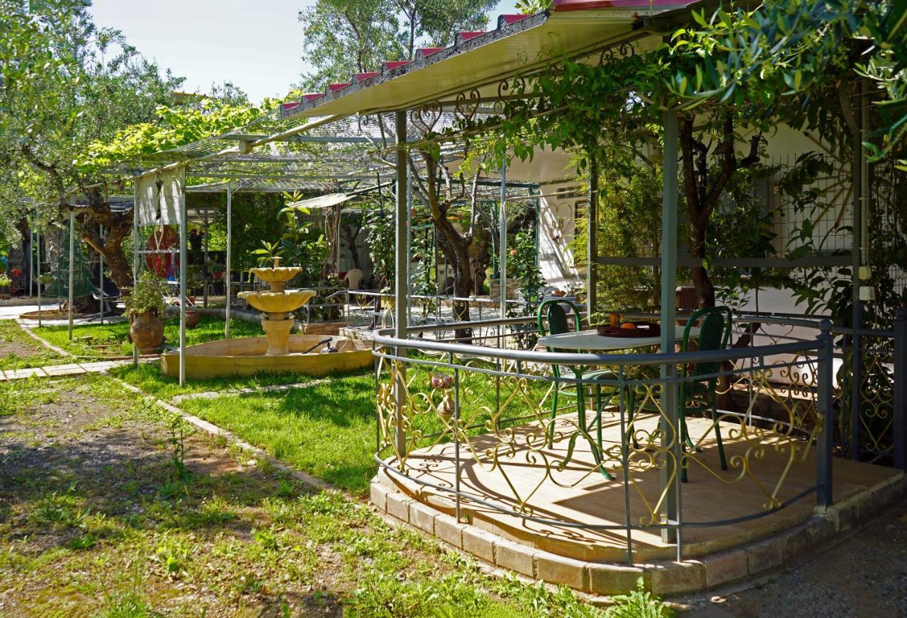 Villa Veni Olive House à Kalamata Extérieur photo